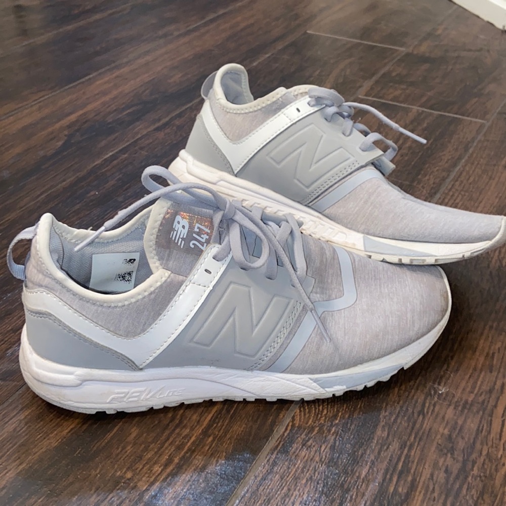 New Balance TWO FOUR SE7EN